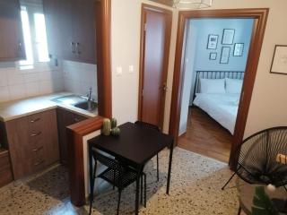Minimal Studio Varnava Square - Kallimarmaro Area - Athens - 4