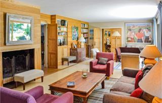 Gorgeous Home In Ascain - 7