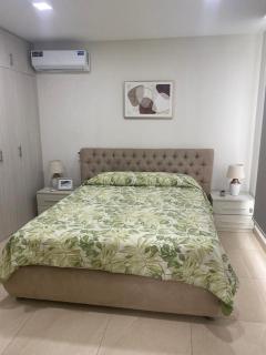 Alquilo hermoso departamento en Salinas, Ecuador - 4