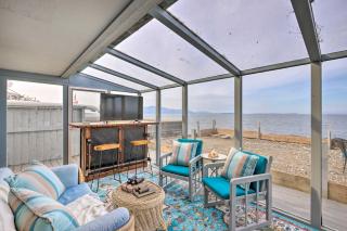 Oceanfront Ferndale Oasis with Fire Pit, Grill! - Ferndale - 9