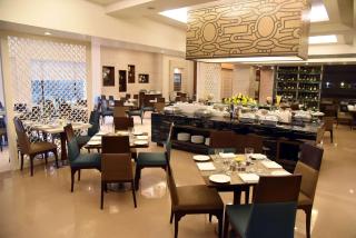 Radisson Hotel Varanasi - Varanasi - 0
