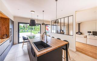 4 Bedroom Beautiful Home In Pessac - Pessac - 6