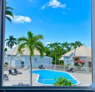 Superbe Duplex refait à neuf vue piscine résidence - Saint-François - 2