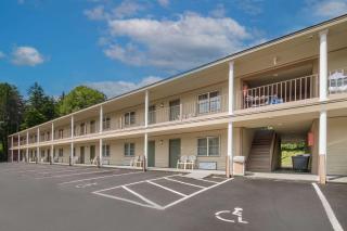 Quality Inn - 6