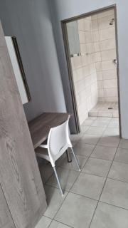 The Unit Party House - eNyalungu - 3