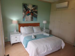 Brookes Hill suites no 18 - Port Elizabeth - 6