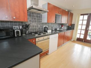 Whistle Stop Apartment - 4