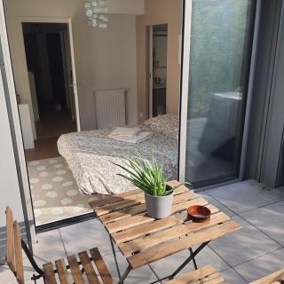 Jolie suite parentale, chambre et salle d'eau, avec son coin de verdure à 5 minutes à pied du centre ville - Burdeos - 0