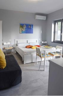 Studio Apartment Angelo - free private parking - Sarno - 9