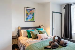 Seafront apartment with balcony, parking and sea views - 7