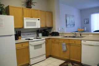 Veteran Owned 3bdr/3 bath Townhouse w/WiFi 3mi to Disney - Fall/Winter Specials - Kissimmee - 1