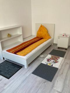 Small Studio Strand - 8