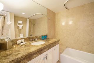 Studio Unit at the Royal Garden, in Waikiki ワイキキ・ロイヤルガーデン - 1