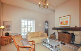 Amazing Home In Thézan-Des-Corbières - 8