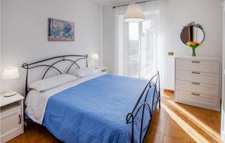 5 Bedroom Beautiful Home In Giove - Giove - 7