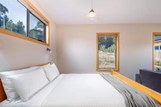 Freycinet Stone Studio 4 - Granite - Coles Bay - 1