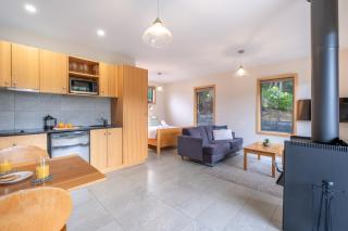 Freycinet Stone Studio 4 - Granite - Coles Bay - 6