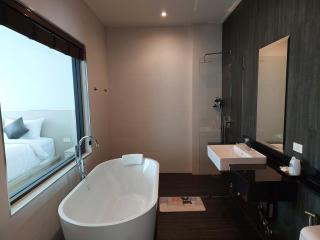 Far Beach House, Cha-am - 7