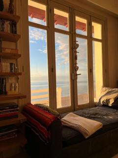 Les pieds dans l'eau - 1