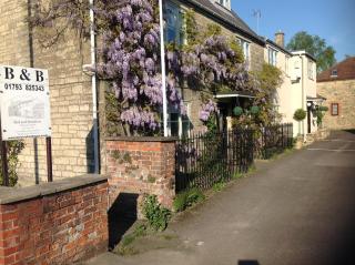 Brewery Farm House Bed & Breakfast - Swindon - 0