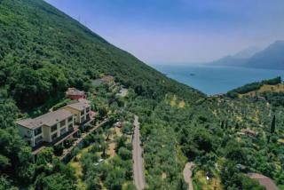 Flat in Garden Residence resort, Malcesine, Italy (with heated pool) - Malcesine - 0