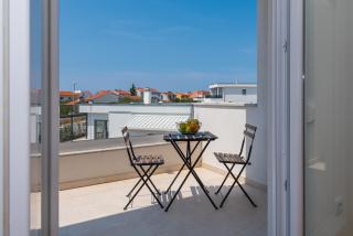 Holiday house Lumina - outdoor swimming pool, 4 bedrooms, WIFI - Jadrija - 1