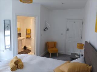 Victorian Renovation Room 8 - 5