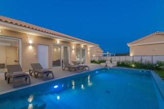 Spartakos Luxury Villa 4 - Plános - 1