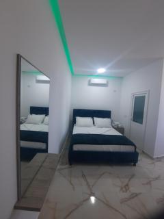 HOTEL MEGNIAR - 2