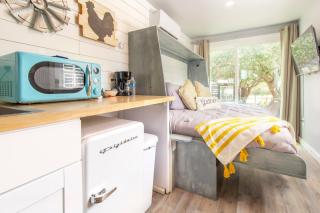 The Container Retreat at 290 Wine Trail #2 Adventure awaits! - Hye - 2