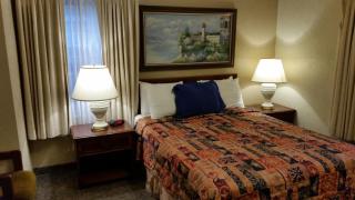 Lone Oak Lodge - 6