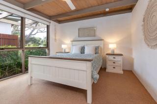 True Blue - Blueys Beach - 2