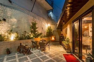 StayVista at Arncliff Villa 5 Mins from Mall Road - 8