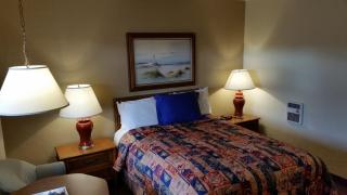 Lone Oak Lodge - Monterey - 2
