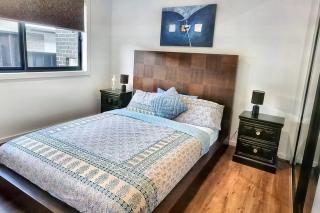 Beautiful New home in Throsby with 5 Bedrooms - 8