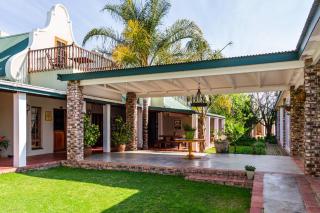 Mooiplaas Guesthouse - Oudtshoorn - 6