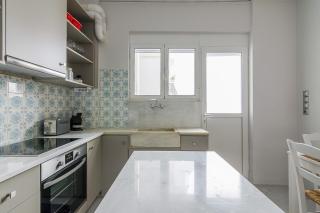 A Modern 2-bedroom Apartment near Areios Pagos - Athen - 1