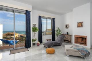 Stunning apt with seaview by Costarentals- Ref 162 - 3