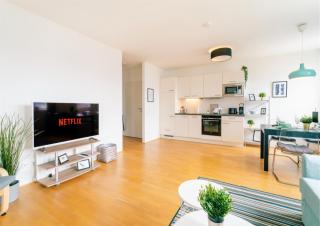 Balcony Apartment, 1 min to Metro, Perfect for Long Stay - Vienne - 4