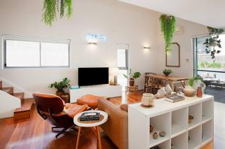 Enormous Loft with Terrace by Sydney Dreams - 8