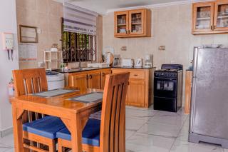 The Cove Holiday Apartment - 5