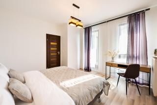 Praga Delightful Apartment by BookingHost - 0