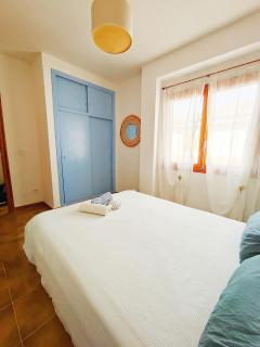 Blue House in Santa Pola - 4