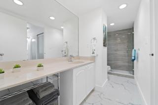 New Ocean View Condo, Direct Beach Access, Pool & Amenities at Hollywood Beach - Hollywood - 5