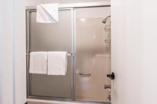 Highly updated 1 Bedroom plus den, 2 bath Crestview Unit 5 Sleeps up to 4 located near Canyon Lodge - Mammoth Lakes - 9