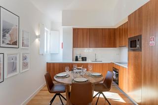 Wonderful Flat Near River w/ AC by LovelyStay - 2