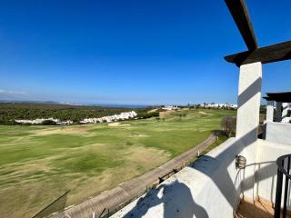 Quiet & Spacious Apt @ Golf Course w/ Roof Terrace - San Roque - 8