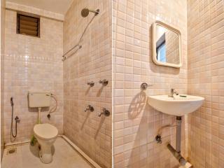 Mayonna Creek Side - 7