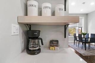 Sunny 3BR Retreat Homey & Fully Equipped - Central Park N2 - Chicago - 4