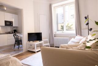 POISTA 2ndhomes Cozy 35m2 home with a Courtyard View by Tähtitorni Park - Helsinki - 0